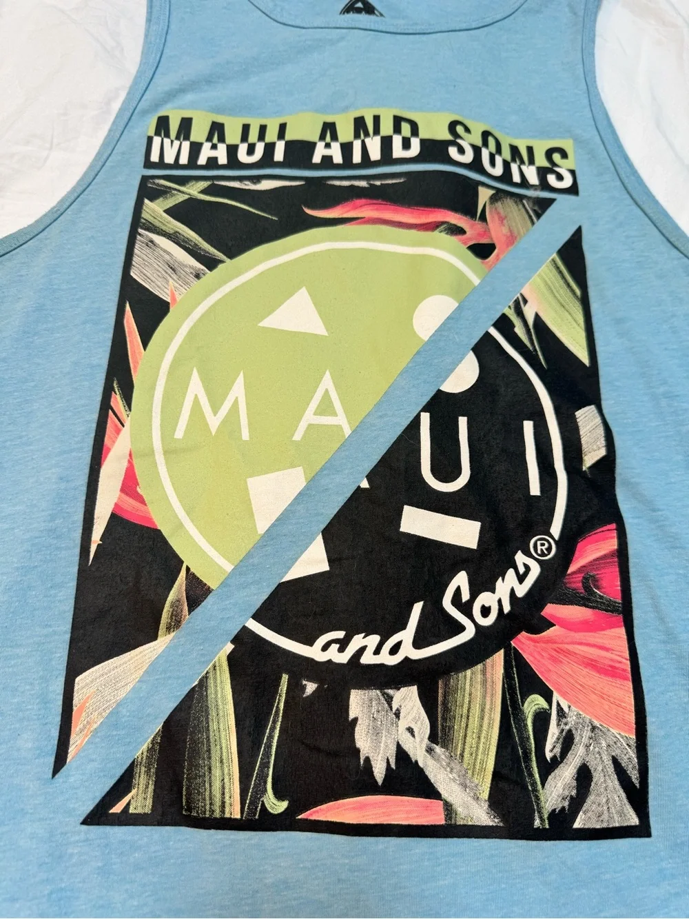 Maui and Sons hit beach